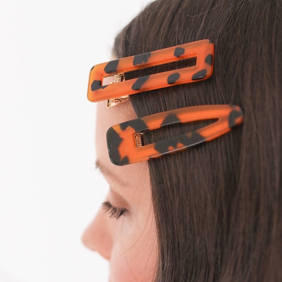 Tortoise Shell Hair Clips | Acrylic Hair Barrettes - Picture 4 of 4